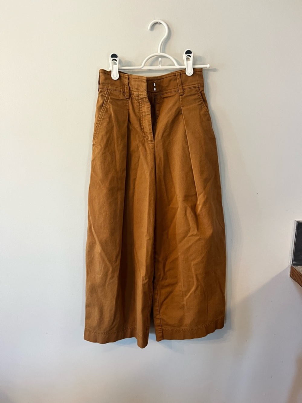 Babaton Cropped Wide-Leg Ankle Pants in Camel Brown